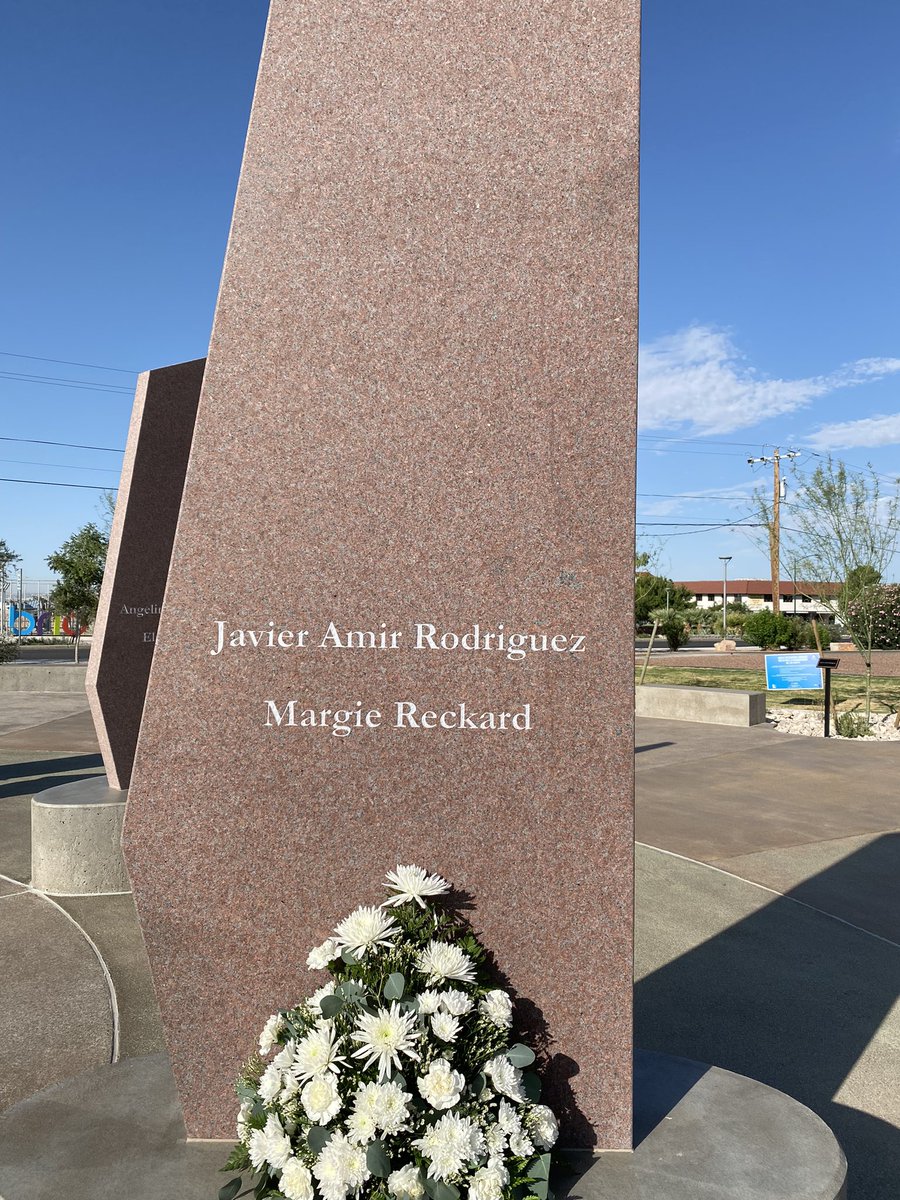 jconcha51's tweet photo. In Remembrance of the 23 and our very own scorpion Javier Rodriguez #elpasostrong #scorpionstrong https://t.co/iuBvCaoAsw