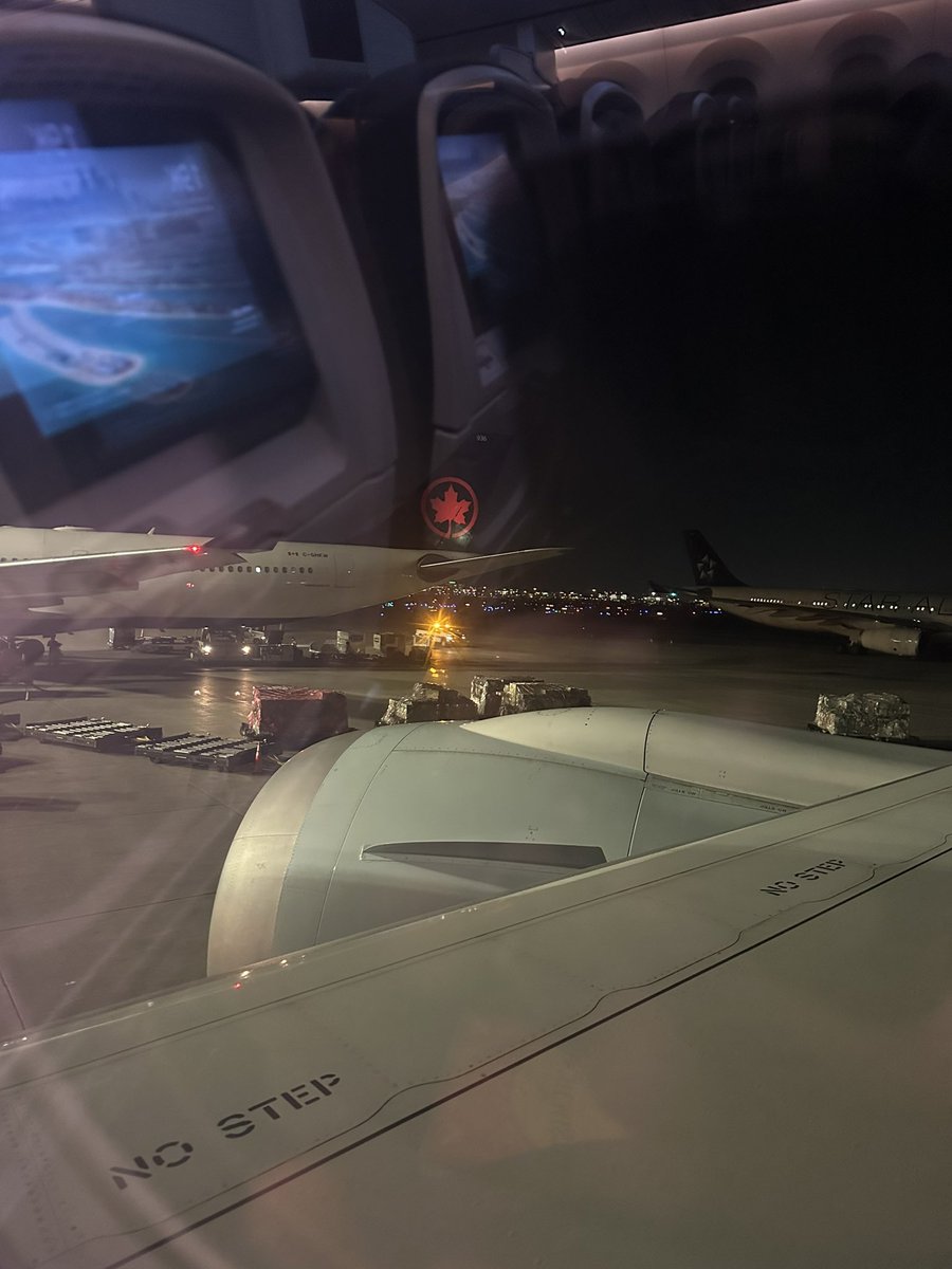 Haezurath's tweet image. 🇨🇦-&amp;gt; 🇦🇪 

We’re gonna build something incredible 👀