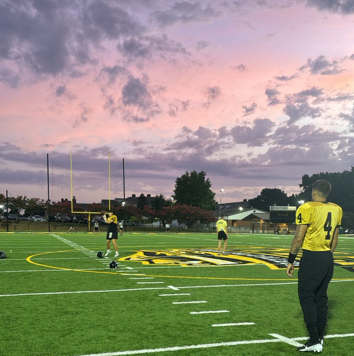 Brady Davis tweet media