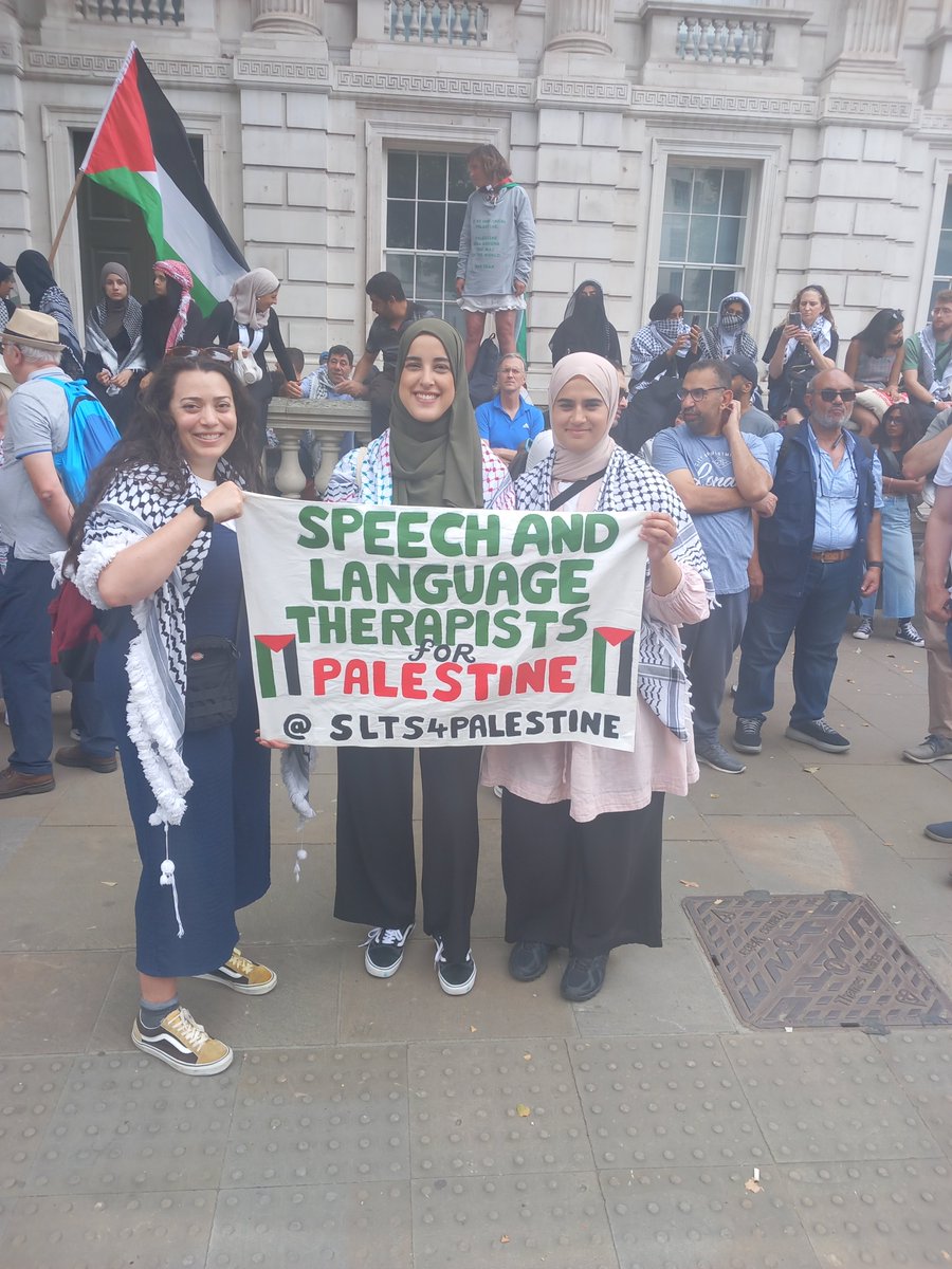 Great to walk with colleagues for Palestine, &amp; amazing to meet more SLTs after seeing our sign

We know so many more in the profession care for Gaza (73% of the UK public want an immediate ceasefire to end this genocide). Surely SLTs are no different?

Please join us! #mySLTday