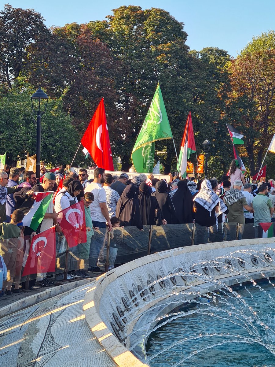 #Ayasofya 
#AyasofyaMeydanı 
#3Ağustos
#SonÇağrı
#FilistinİçinTekYürek 
#FilistindeSoykırımVar 
#ismailhaniye 
#IsmailHaniyeh 
#Hamas