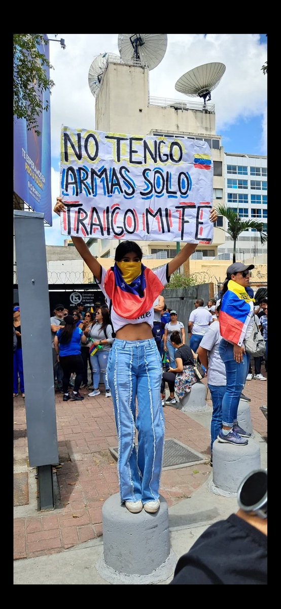 Venezuelans ALL OVER THE WORLD are standing together and protesting against the regime. We are denouncing the biggest fraud that has been committed in Latin America. It’s been 25 years of loss and misery. This fight is until the end.