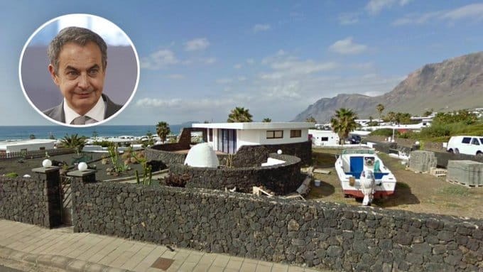 Zapatero  se larga de Venezuela tras avalar el fraude de Maduro,y se va de vacaciones a Lanzarote, le destinan 20 guardias civiles
20 eh? 20.
No es magia, son tus impuestos.
¿ Por cierto, no hay okupas por esa zona?
