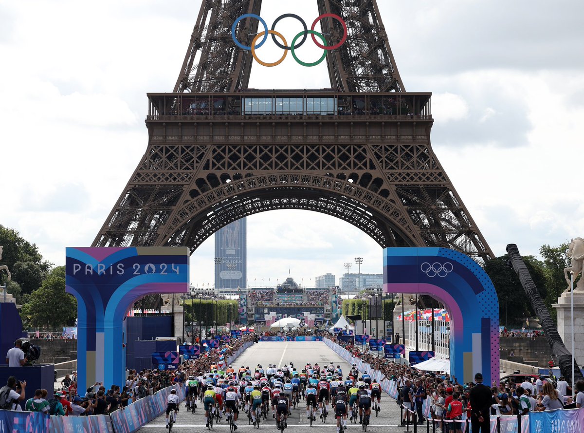 EFprocycling's tweet photo. You did us proud, Ben 🇮🇪💕

10th in his first ever Olympics. A huge ride in one of the most beautiful sporting arenas in the world. 💕 

Thank you, Paris. https://t.co/urn2HakLYM