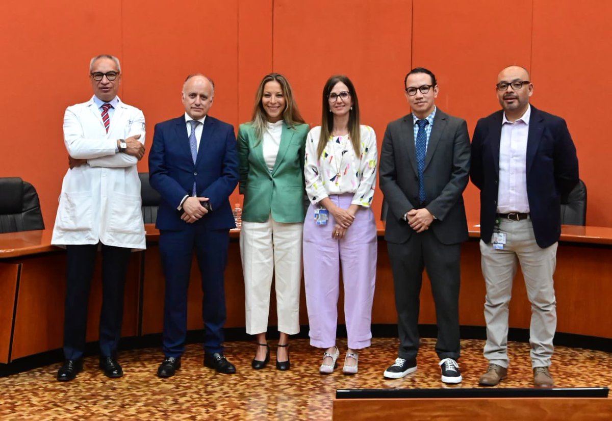 #ComunicadoSalud 

INCan inicia Programa de Cirugía Robótica que mejora la precisión y la recuperación de pacientes 

➡️ bit.ly/4ftuc1s