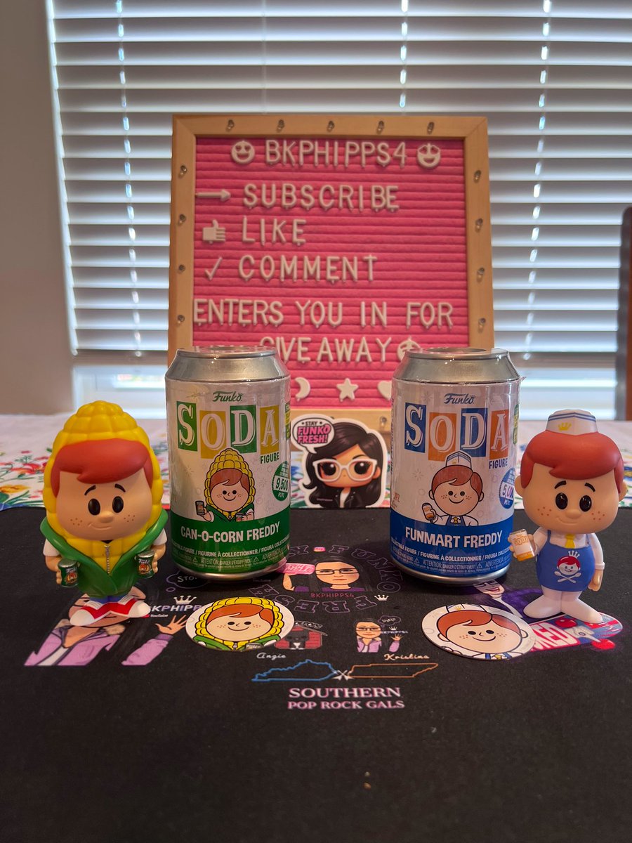 KristinaPhipps's tweet image. Today’s #funkomailcall Can-O-Corn Freddy &amp;amp; Funmart Freddy. Weirdest part the pogs were on the top instead of the bottom. Future video. #funko #mailcall #funkopops #funkofamily #funkocollector #funkocommunity #funkosoda #sdcc2024 #unboxing #unboxingfunko #funkofreddy