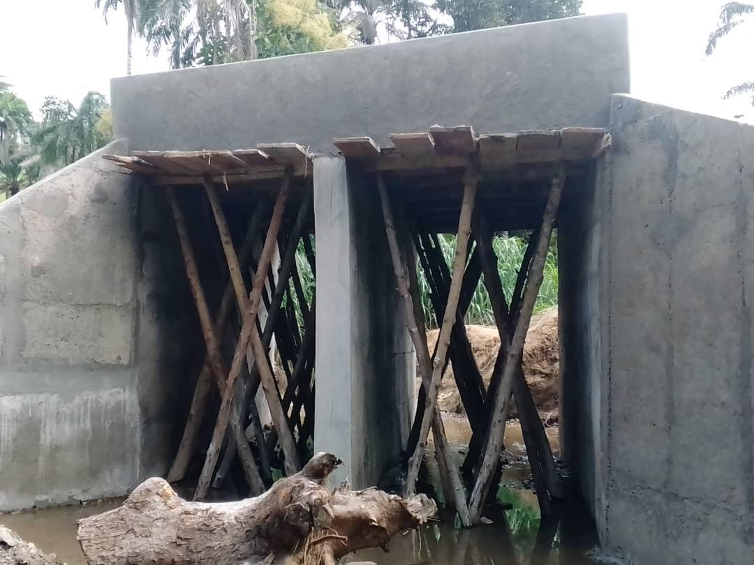 AtiotaTouni's tweet image. Pour donner de l'eau potable à nos populations dans un quartier enclavé du village d'#Amondé à #Défalé, la mairie a réalisé un dalot. 
Nous avons reçu la visite des contrôleurs (TP, Contrôleur financier, trésorier de la préfecture, ). 
@2Doufelgou @EchosCommunesTg @fct228