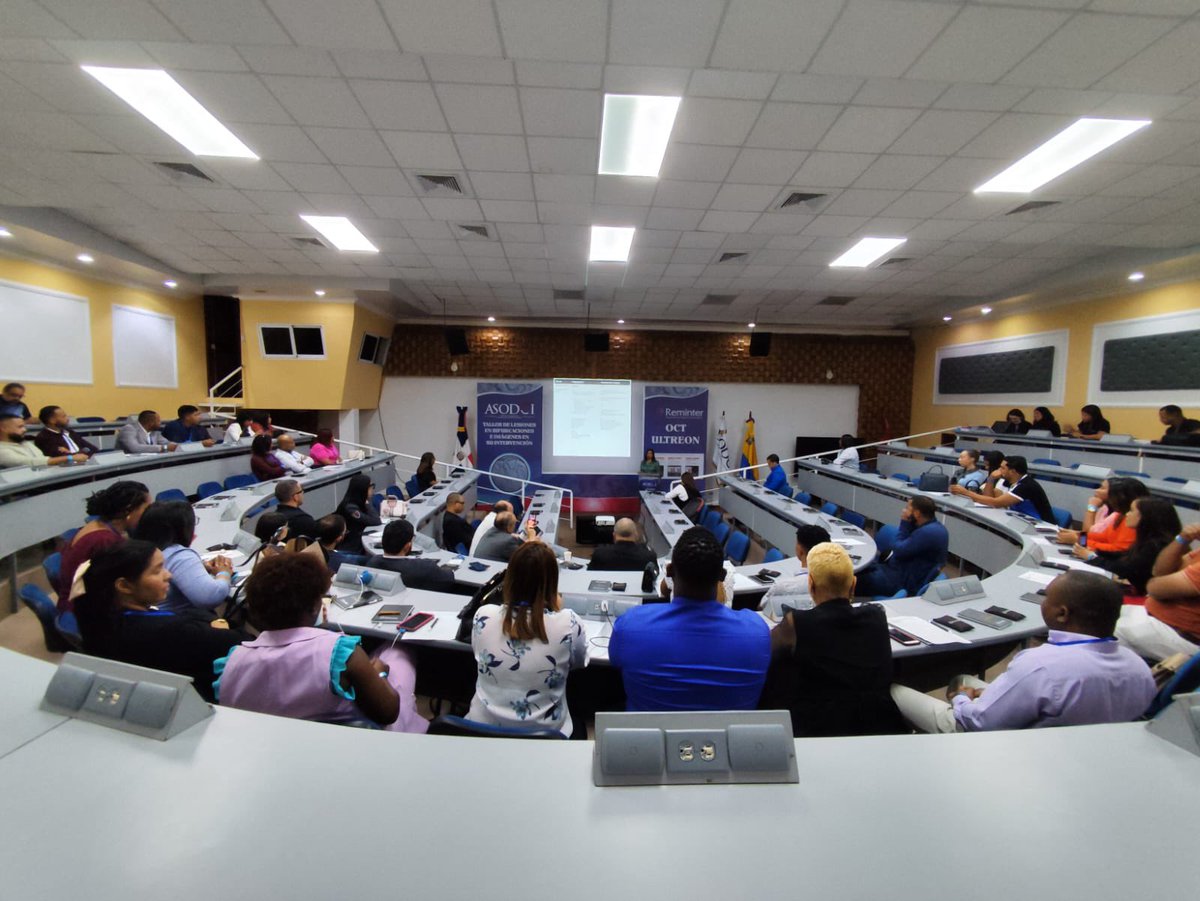 BebetoDice's tweet photo. Siempre intentando expandir el conocimiento.
“Taller de lesiones en bifurcaciones e imágenes en su intervención” 
#reminter 
#Universidadnordestana  
@asodci_ https://t.co/jOxHQR6Nvh
