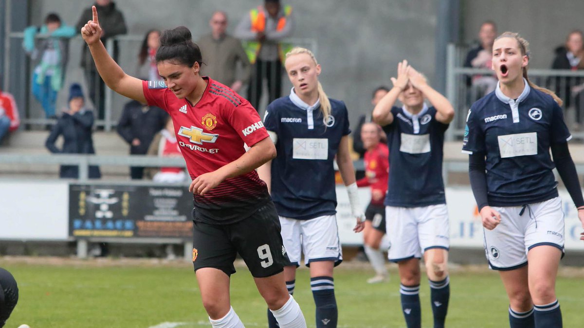 RedReveal's tweet photo. Wishing you all the best in retirement, @jessSigsworth5!

Forever a part of Manchester United history! ⚽️🏆🔴

#mufc #MUWomen https://t.co/kKP6QMtdIg