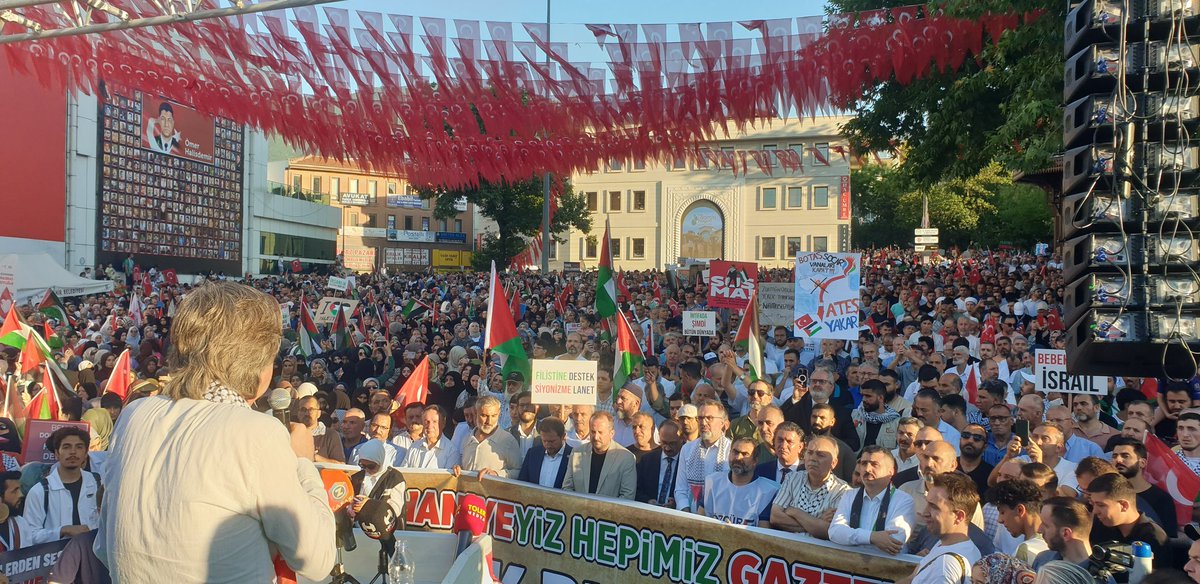 Teşekkürler #Bursa...

Bursa Gazzeli kardeşlerinin yanında...

#FilistineSelamDirenişeDevam
#LastCall #SonÇağrı