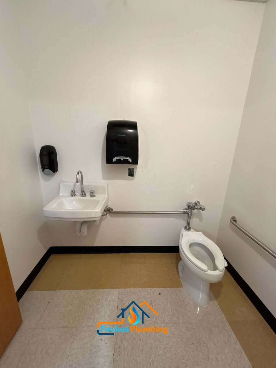 FoukasPlumbing's tweet photo. Weโre proud to announce the completion of a new Handicap - ADA approved commercial half bathroom for Lynnfield Public Schools. Call us at 978-332-6857 / 857-251-2509 / https://t.co/o2rB4sTg8j
We are Fully Licensed & Insured!
#FoukasPlumbing #ADAAccessible #CommercialPlumbing https://t.co/8tJLLGHSGO