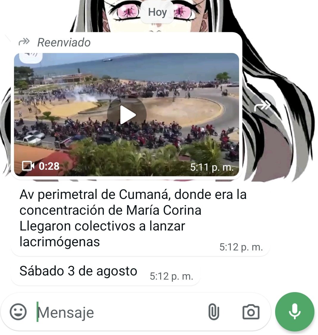 OctavioPetit's tweet photo. EN LA CONCENTRACIÓN DE CUMANA LLEGARON LOS COLECTIVOS A LANZAR BOMBAS LACRIMOGENAS A LOS MANIFESTANTES https://t.co/bJuFnSbsL7