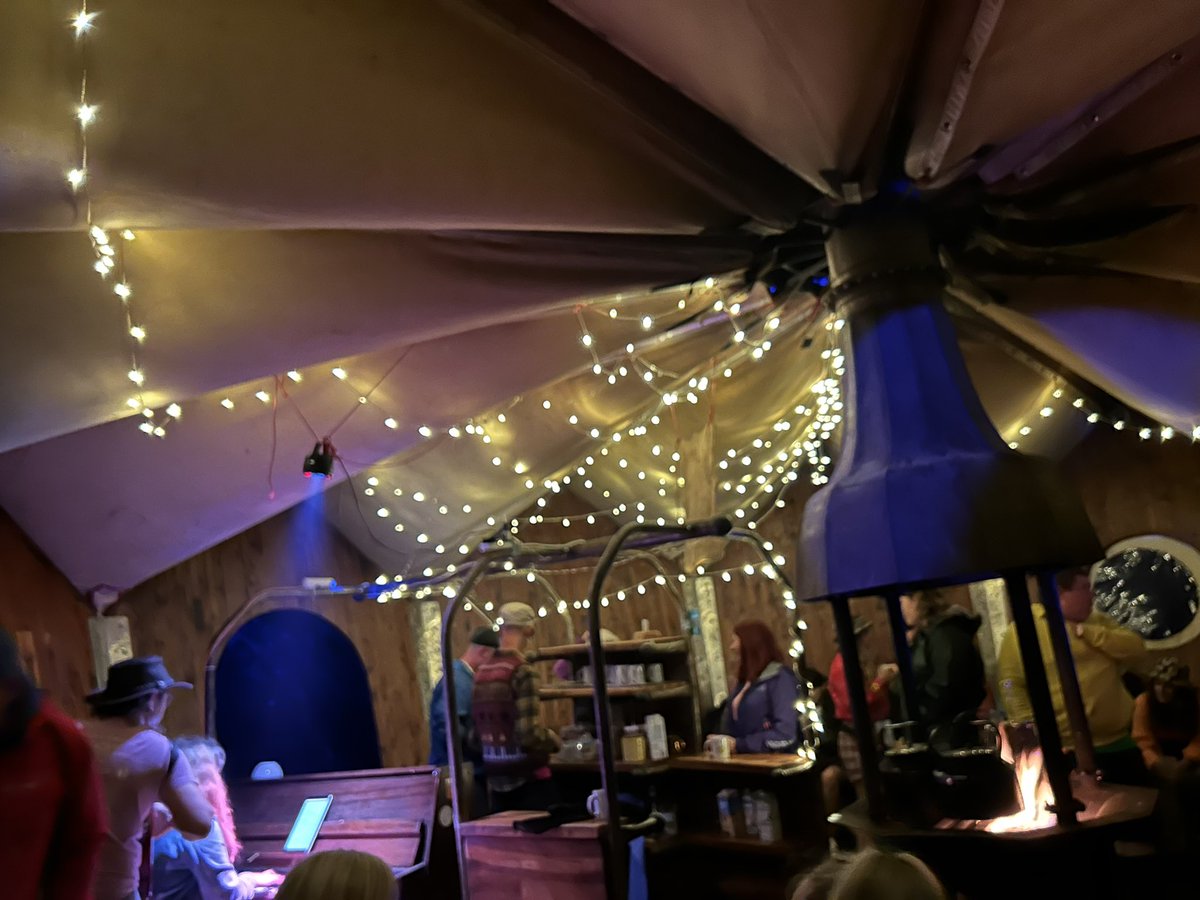 dajdz's tweet photo. Never too old for a music festival …?!!

My two favs at @KendalCalling 

#LostEden &amp; the #MagicTeapot 
#TimPeaksDiner @Tim_Burgess https://t.co/tU6iHbfV5s