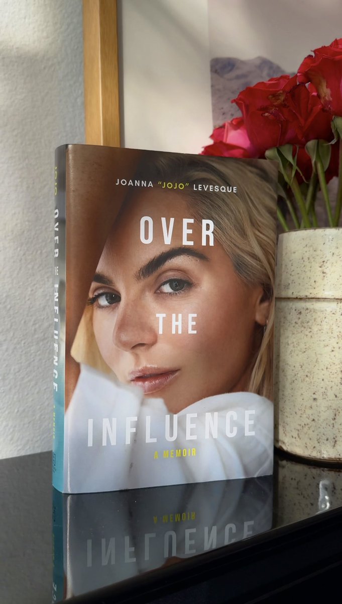 Woke up and realized… Only FORTY FIVE DAYS til my book is released!!!!!!! 😱 premierecollectibles.com/overtheinfluen…