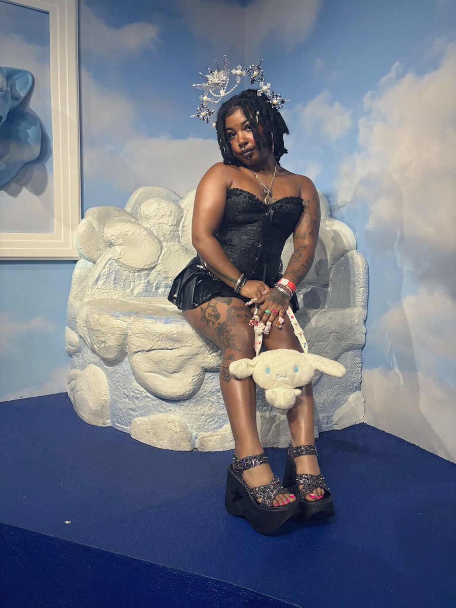 maryjchainsmkr's tweet image. #angelface 🪽🪄