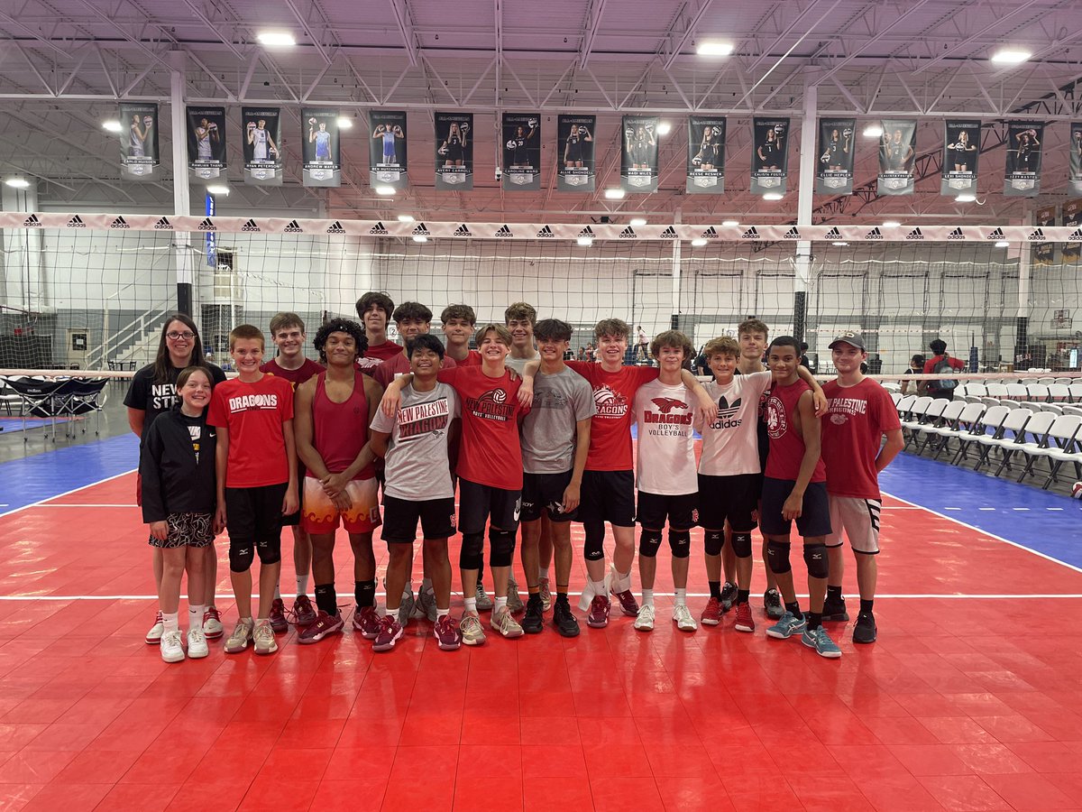 NPHSBVball's tweet photo. This post is a little late but so so proud of these kids, their dedication to sport and the work we put in this summer. A few shots from summer league competition! Looking forward to the 24-25 season!!! #BetterEveryDay @SouthernHancock @NPHSDragons @VoelzJames https://t.co/LFF4JmY0b4