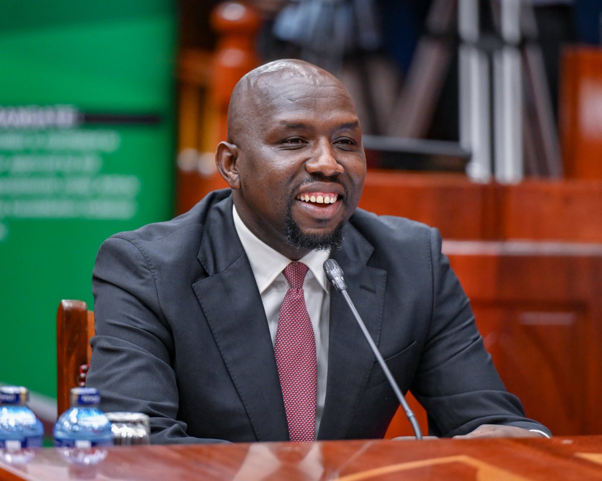 kevo_atandi's tweet photo. Kipchumba Murkomen: I am going to ask that those who serve in football federations for more than 8 years recuse themselves.
#MurkomenDelivers 
System Ya Facts https://t.co/F7gncu9HHp