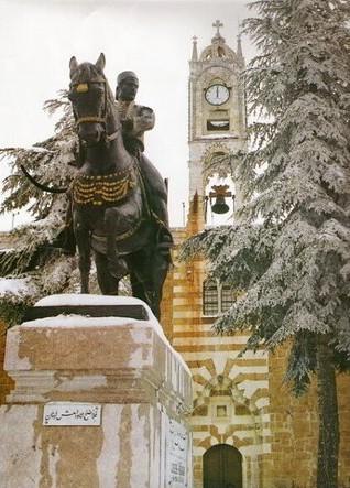 اليوم #البطريرك_اسطفان_الدويهي طوباويا، وغدا #يوسف_بك_كرم (وقد فُتحت دعوى تطويبه لدى الفاتيكان).
زغرتا-إهدن ولبنان في صلاة كي ينتصر الحق على الباطل. هكذا خاض الرجلان "معاركهما" وهكذا استحقّا دخول فرح الرب وتاريخ وطن...