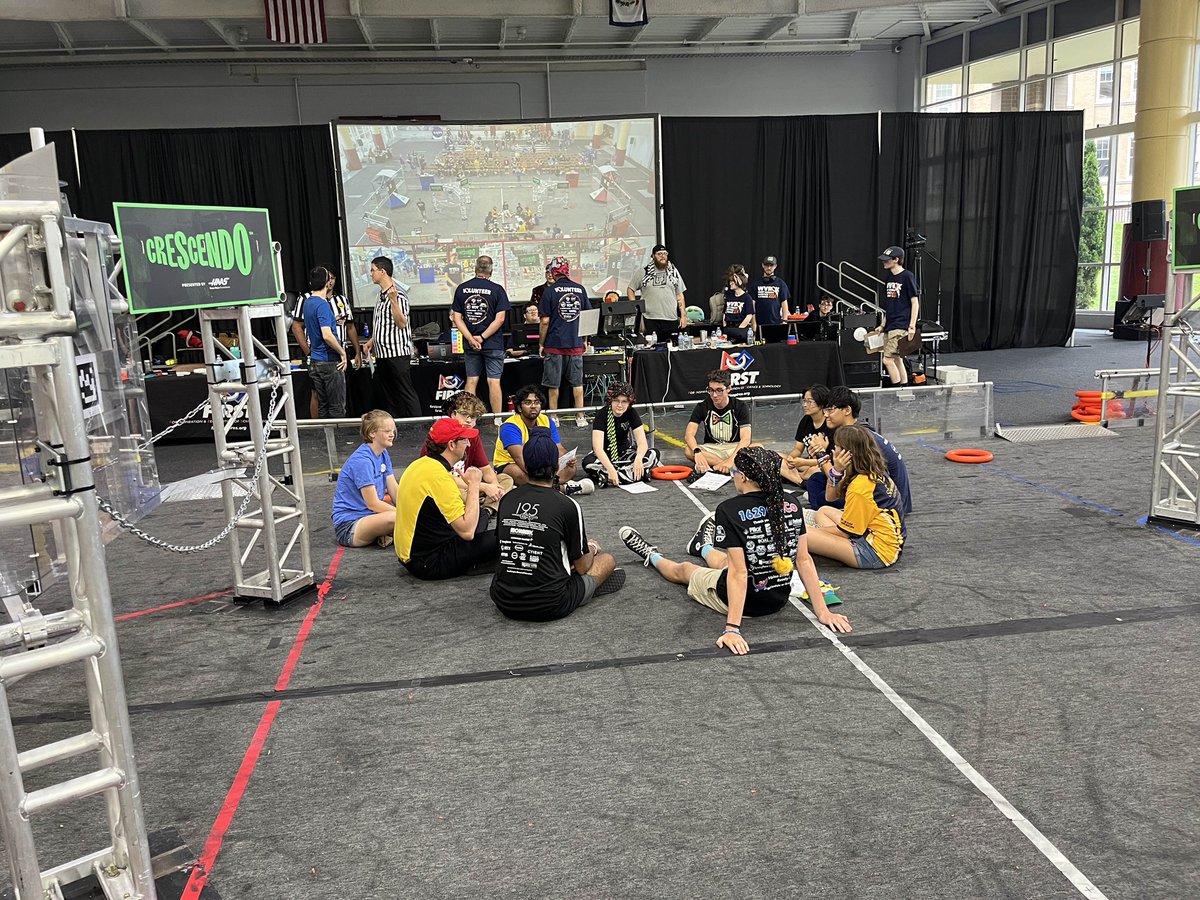 DarkSideRobots's tweet image. 7515 Dark Side Robotics is captain of a team with @frobotics4150 and @FRC4467 at WVRox- will compete against the #8 alliance in the first elimination match.