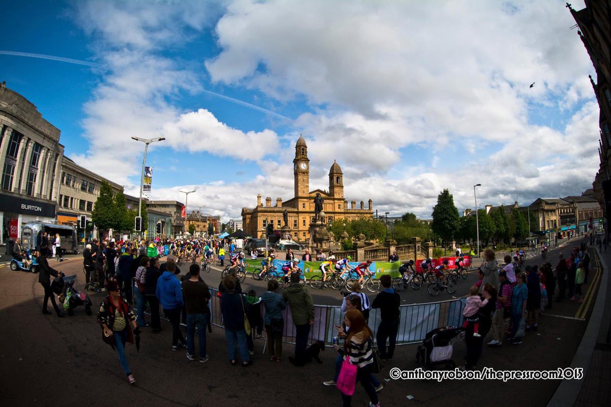 The Battle of the P’s

RT for <a href="/jenny_holl/">Jenny Holl</a> in Paisley
Like for <a href="/EvenepoelRemco/">Remco Evenepoel</a> in Paris