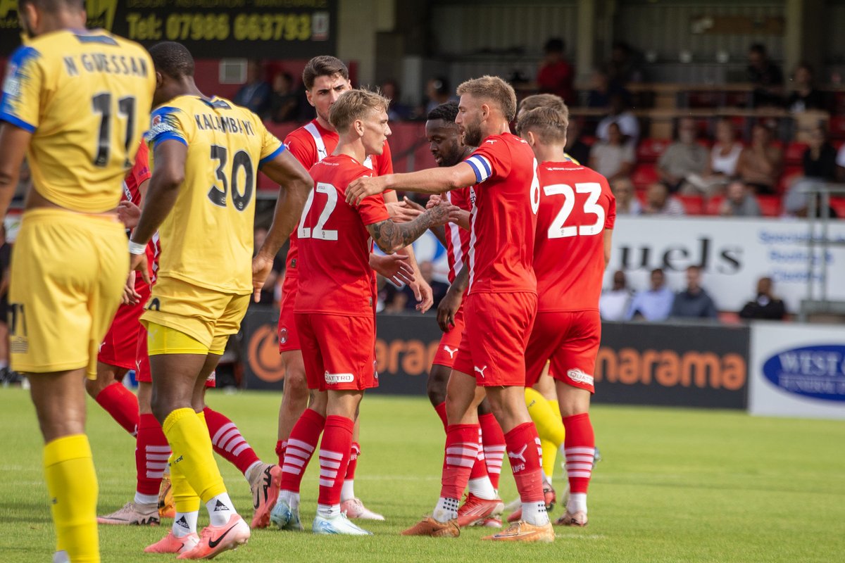 Match-winning moment 📸

<a href="/BrandCooper/">Brandon Cooper</a> 🚲

#LOFC #OneOrient