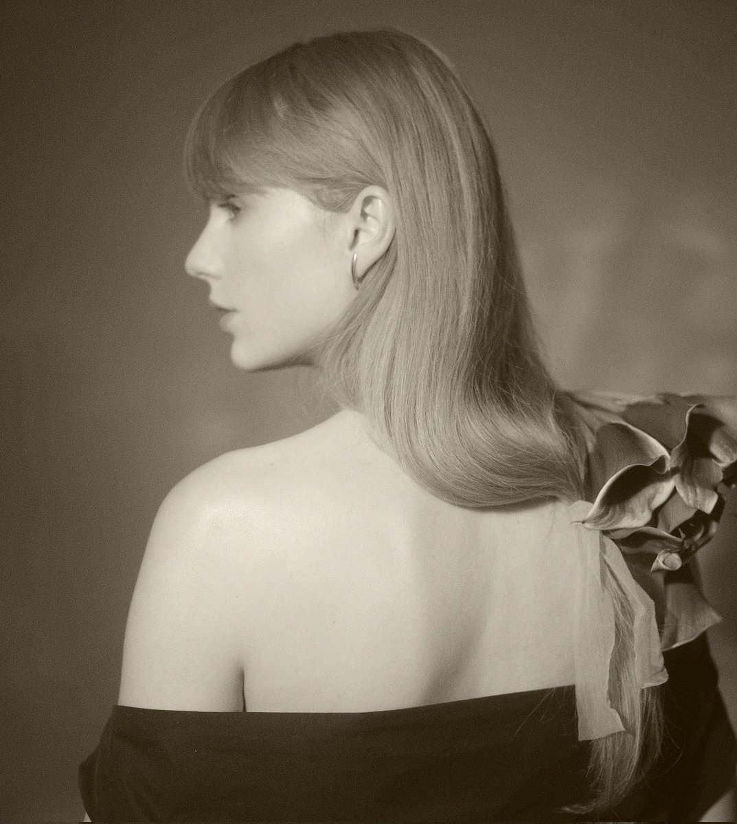 tswifterastour's tweet photo. 🚨| Original lyric from the "My Boy Only Breaks His Favorite Toys (First Draft Phone Memo)"!

"He was my best friend and that was the worst part" https://t.co/9bMiXZSyTg