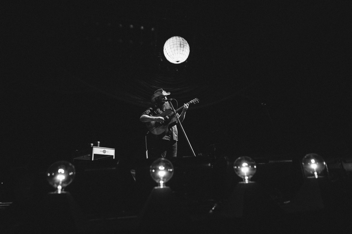 ChrisStapleton's tweet image. Gilford, NH, Night 2 • 8.2.2024

📸: @thomasfalcone