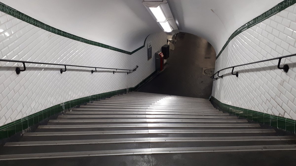 Métro de Paris Insolite 🚇 tweet media