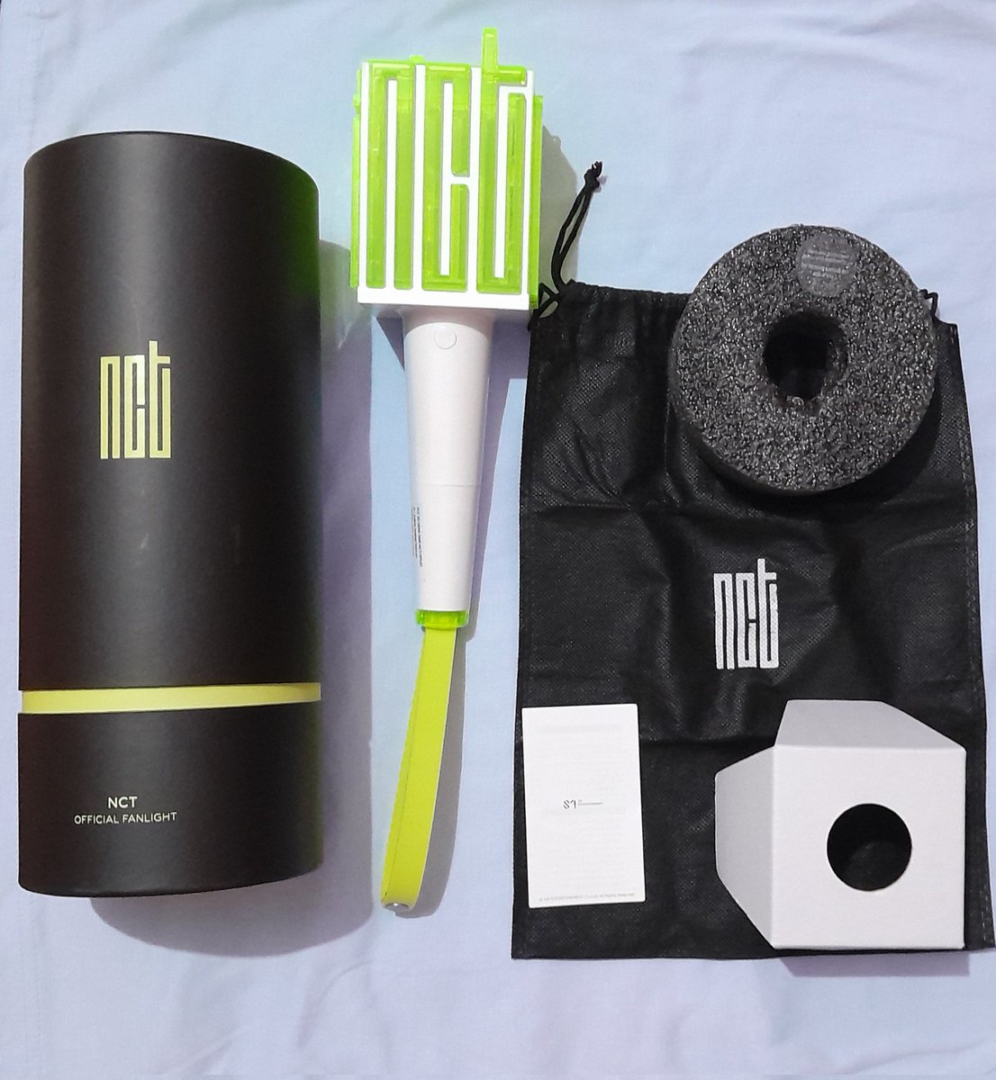 WTS / WANT TO SELL PRELOVED LIGHTSTICK NCT VER 1
• barang 100% ori, bisa terhubung ke apk SMTOWN
• bisa co oren
• bisa nego

IDR 450k
Dom Solo, Jawa Tengah

Nb : untuk kondisi barang secara menyeluruh bisa dm
