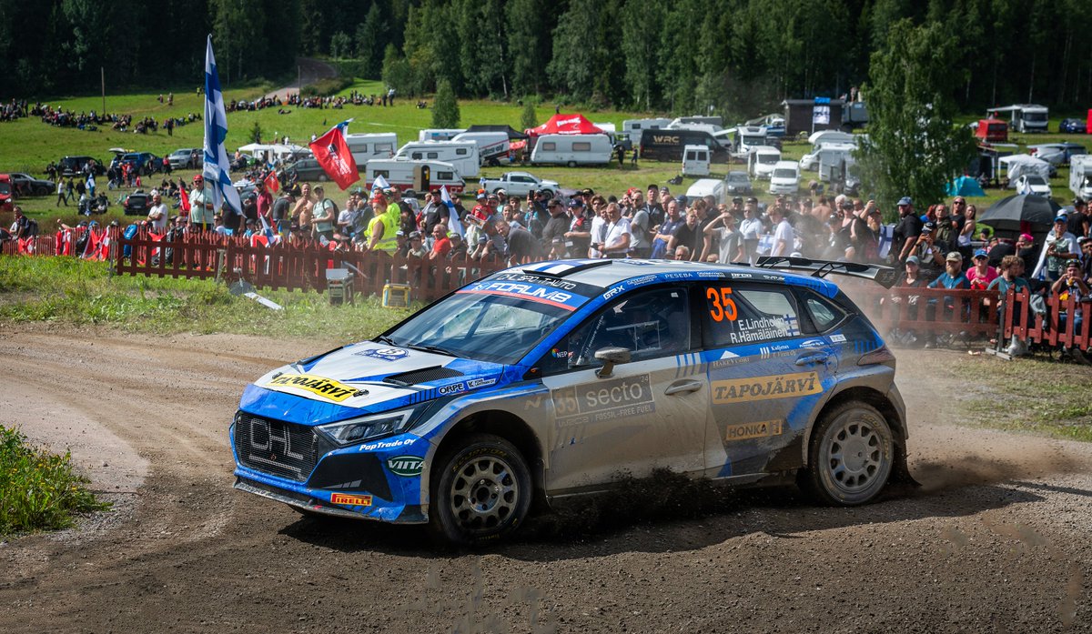 Unfortunately we had to return to service before the second pass of Ouninpohja due to a loosened up bearing on the front right wheel. 

We will come back tomorrow and hopefully we can have a positive end note for the rally.

#HMSGOfficial #WRC #GRXTeam