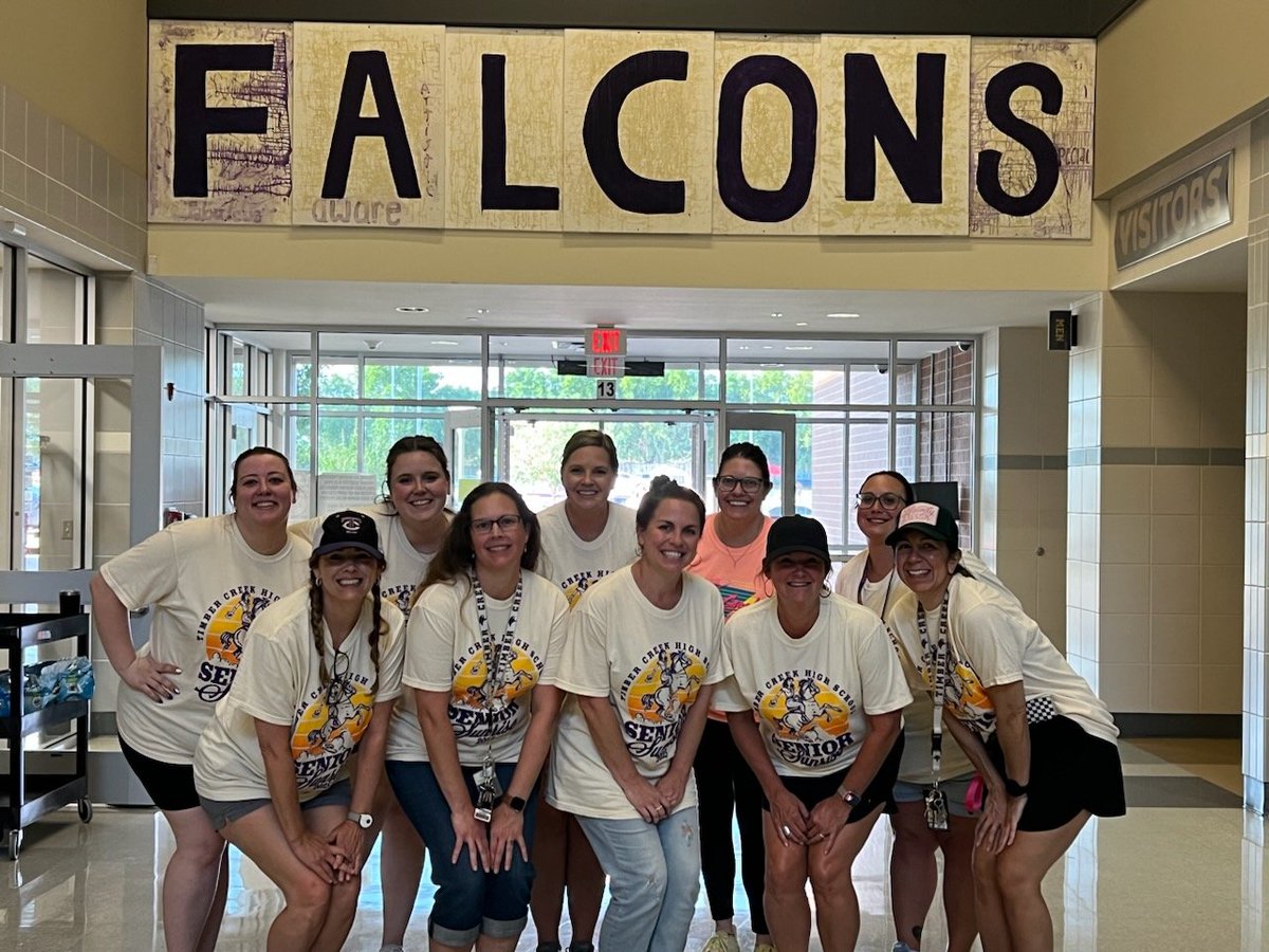Bringing all the fun to Senior Sunrise! 💜💛 <a href="/TimberCreek_HS/">Timber Creek High School</a>