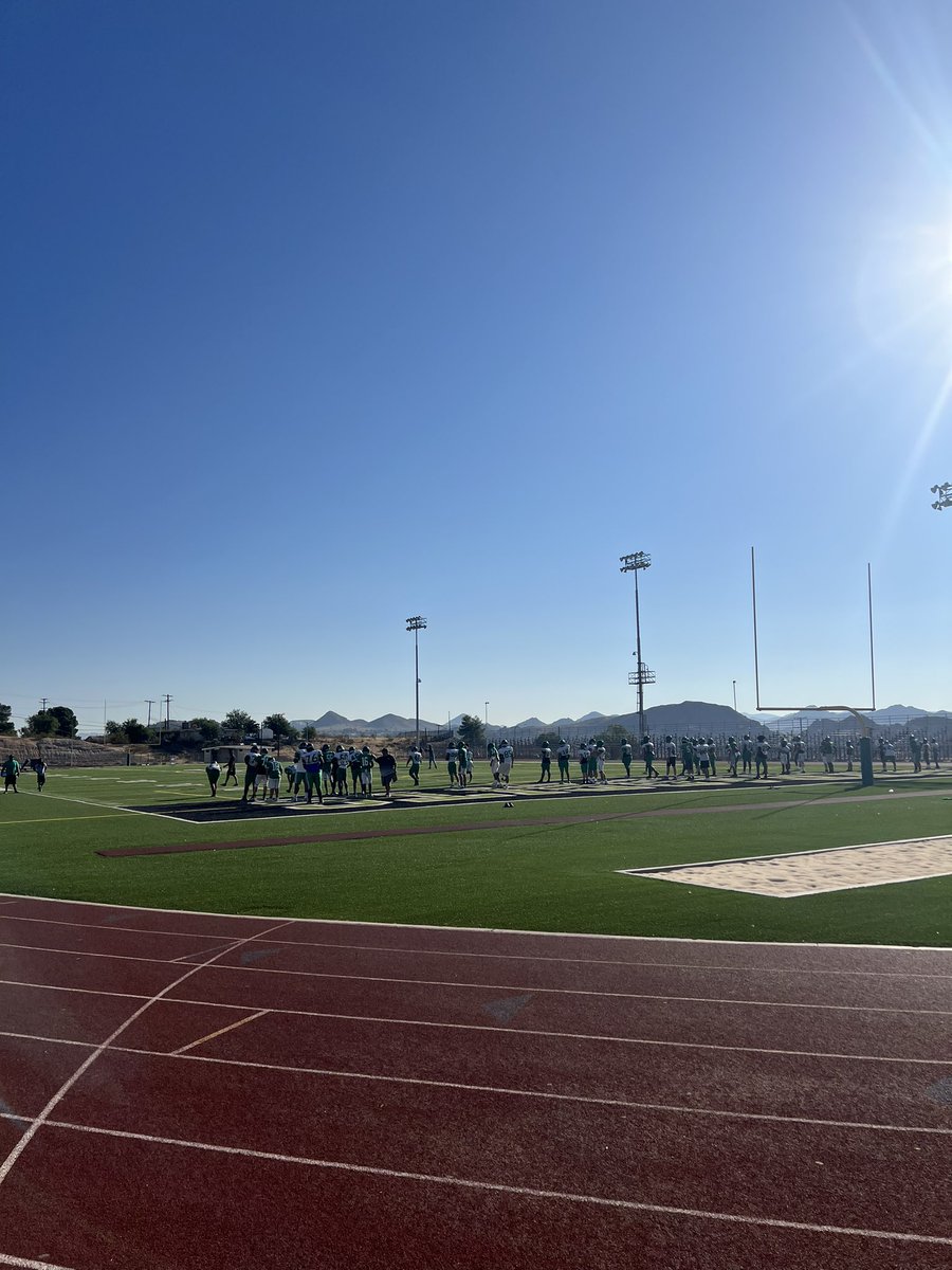 VV Jackrabbit Football tweet media