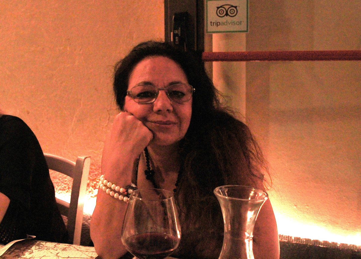 Flavia Parisi ha lasciato prematuramente questo mondo. Per anni è stata un riferimento del patronato Enas e tutta la <a href="/UglCatania/">Ugl Catania</a> la ricorda, stringendosi al dolore della famiglia e dell'avvocato Paola Parisi. I funerali facebook.com/photo/?fbid=10…