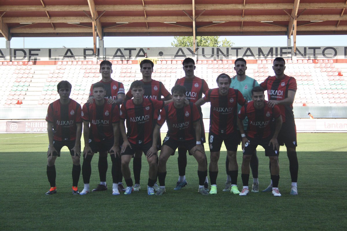 📸 ¡Nuestros XI lobos!

#ZamoraAdarve #LaHoraDelLobo