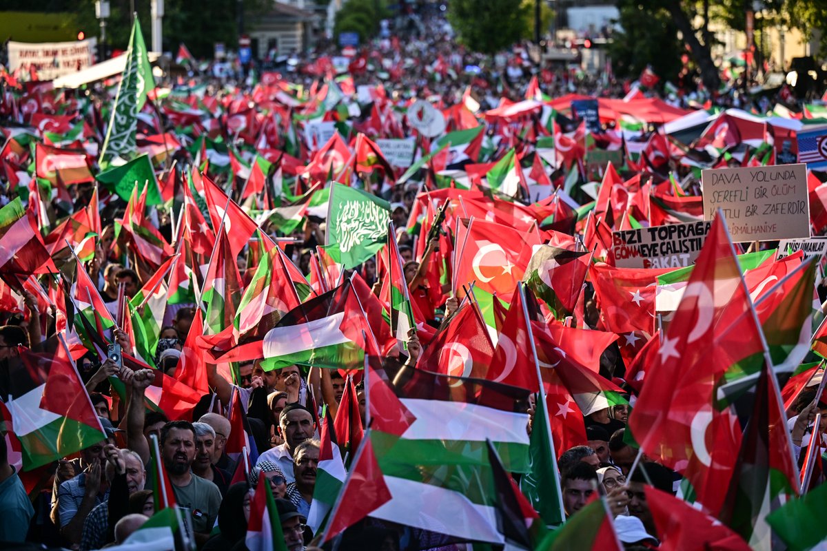 gztcom's tweet photo. 🔴İsmail Heniyye'nin son çağrısı Ayasofya'da karşılık buldu https://t.co/zdadeoQBjO