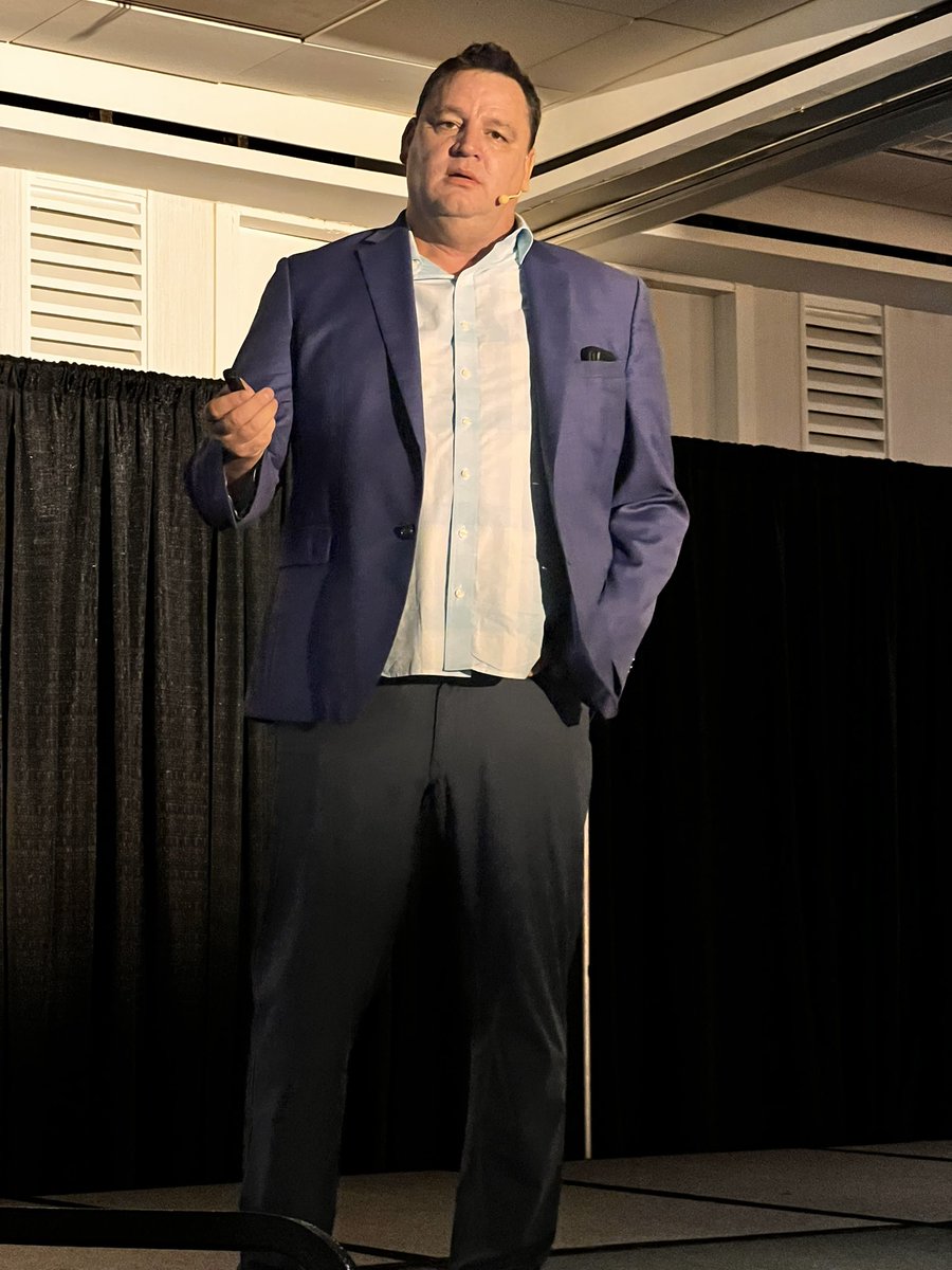 Shout out to <a href="/RealTracyMyers/">Tracy E. Myers</a> and his crew for another great event with the Unfair Advantage Automotive Mastermind!