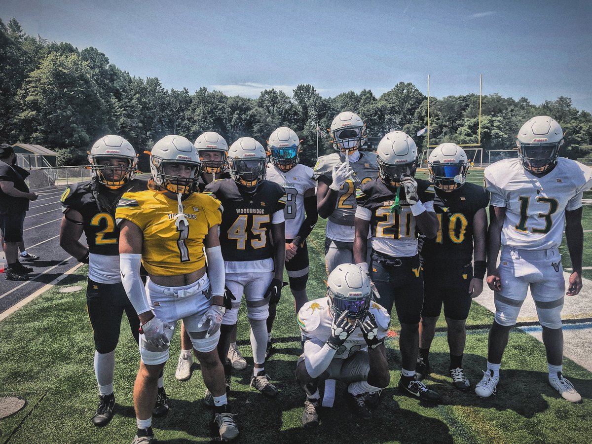 CoachKeiling34's tweet photo. L-B-U …….. #WeWorking https://t.co/FxrXJ7iXLa