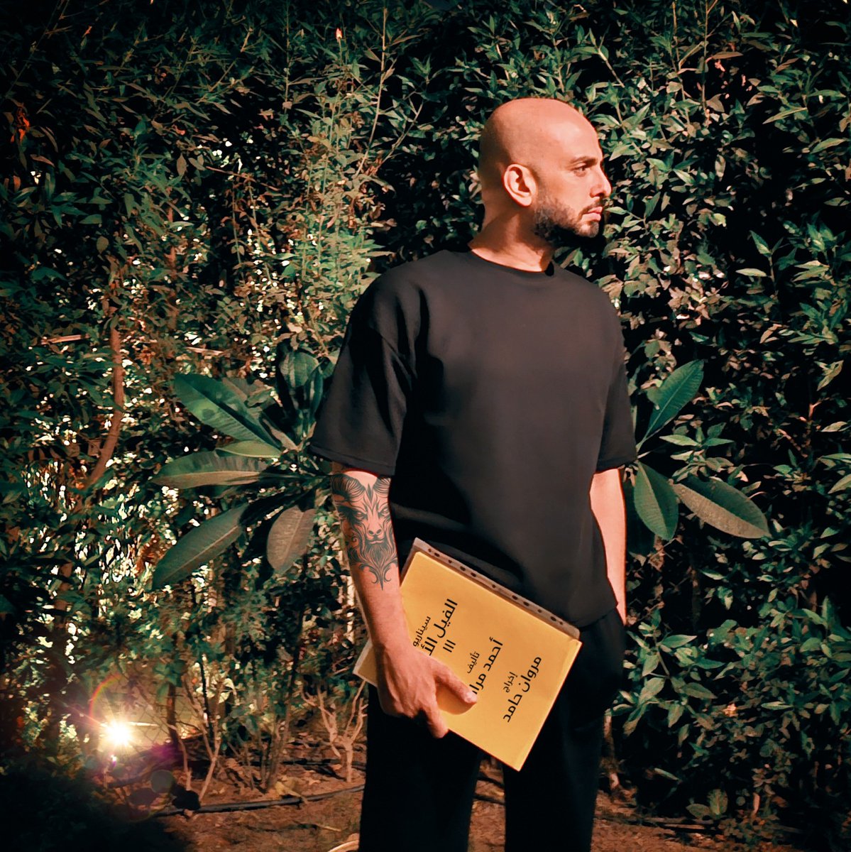 Ahmed Mourad (@ahmed_mourad) on Twitter photo الفرق بين الحقيقة والخيال باب... اسمه الفضول... 
#أحمد_مراد 
#الفيل_الأزرق الفرق بين الحقيقة والخيال باب... اسمه الفضول... 
#أحمد_مراد 
#الفيل_الأزرق