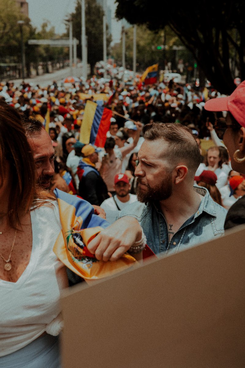 DanielHabif's tweet image. ¡HASTA EL FINAL! No hay vuelta atrás. Aquí nada se enfría. Vamos Venezuela! 🇻🇪 

#venezuela