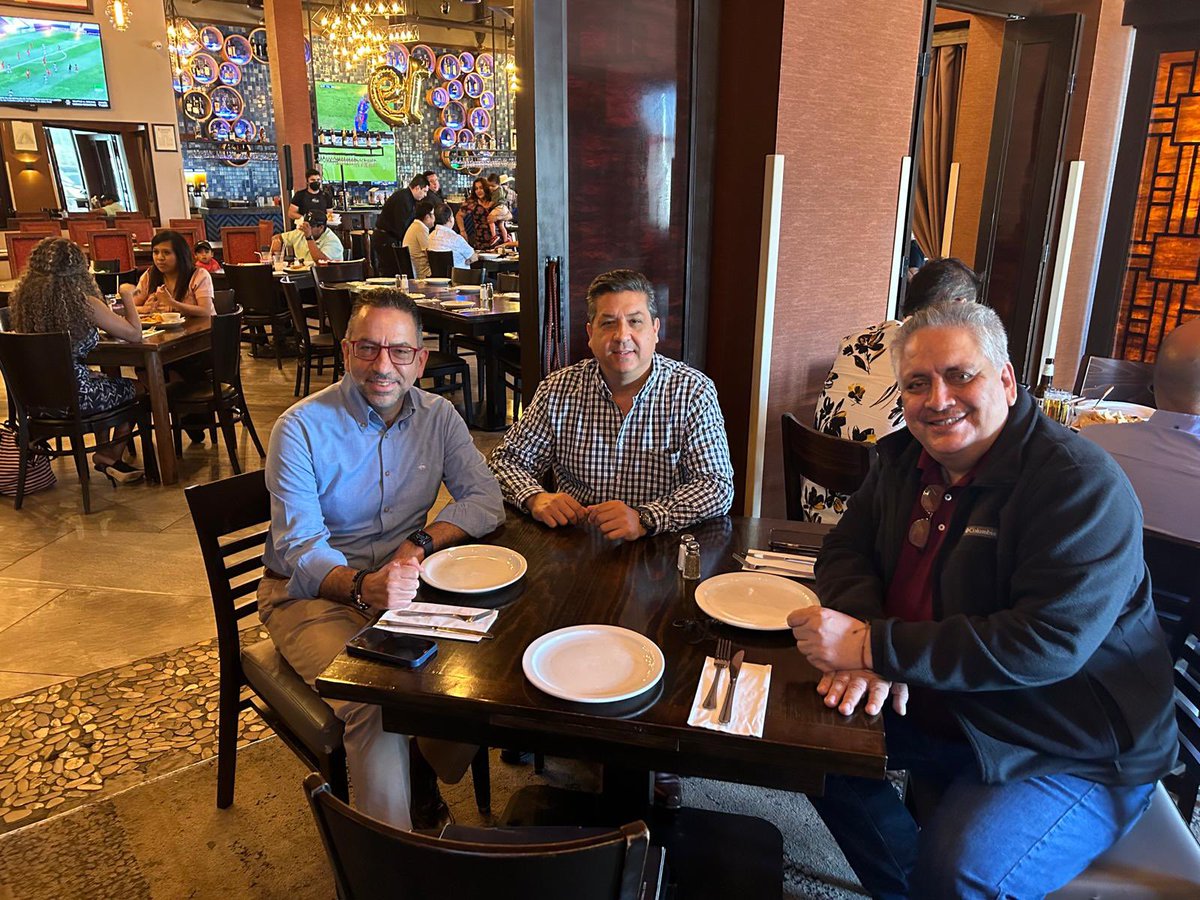 𝐉𝐚𝐯𝐢𝐞𝐫 𝐋𝐨𝐳𝐚𝐧𝐨 𝐀. tweet media