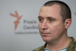 Vital54falcon's tweet photo. 1. "Герой України Леонід Хода пішов із посади командира 1 танкової бригади"  
 2. "31-а ОМБр вимагає не знімати з посади комбрига Андрія Усанова".  110-та,65-та,110-тро,47-а31-а,1-а танкова,80-а і т.д.
Далі що??? Чого мовчите,Командири? Чого боїтеся? Один Червінський не мовчить.. https://t.co/Xx16k3m3Ut