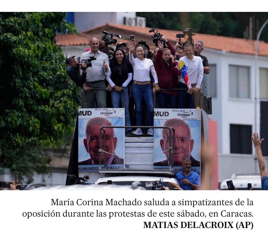 JuanPGuanipa's tweet photo. Disculpas si la imagen no les termina de cargar, es que tiene exceso de calidad, liderazgo y patriotismo. https://t.co/7SQdrXFMDB