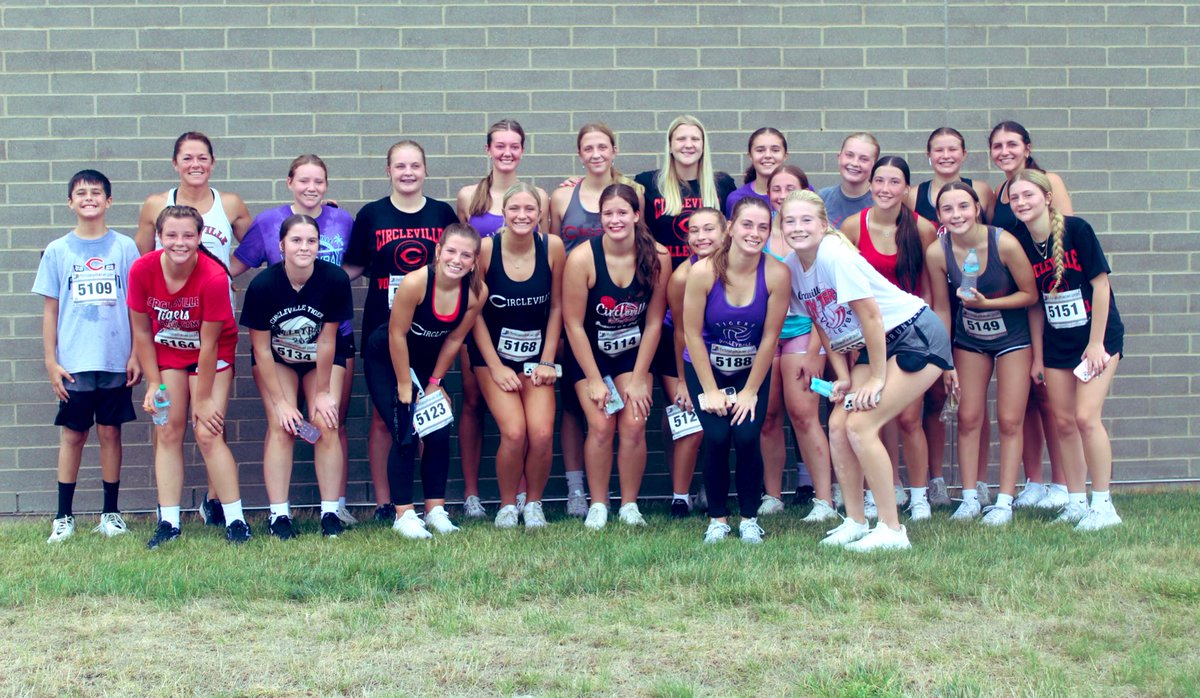 CHSTigerVBall's tweet photo. What a week these beauties had!!!

25 hours of volleyball topped off with a 5k this morning 💪🏽

Can’t be prouder of this crew💥
@Athletics_CV https://t.co/9I0slHSi6F