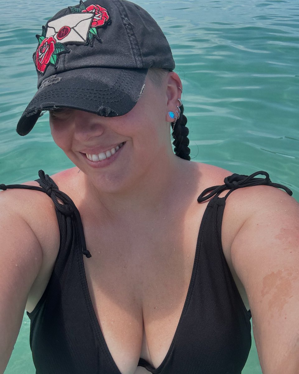 JENeticsDesign 🦇🔊 tweet media