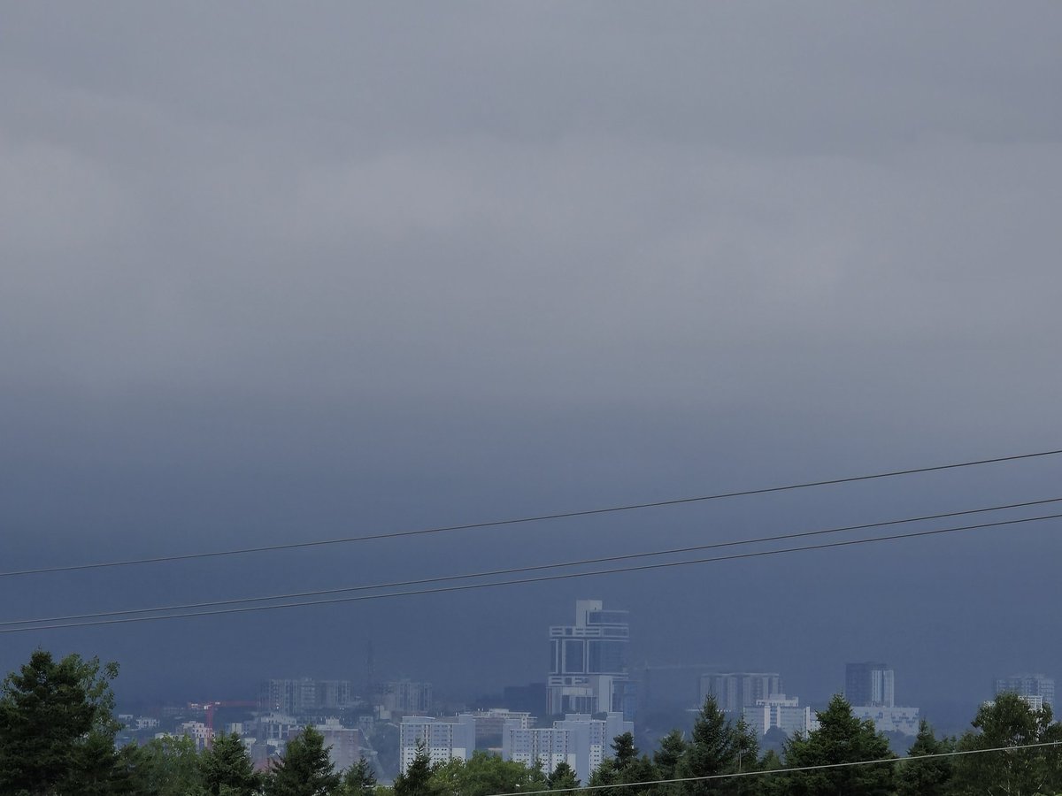 IveyYoshi's tweet photo. Here comes the storm #nsstorm #halifsx https://t.co/Cwszo3vPcb