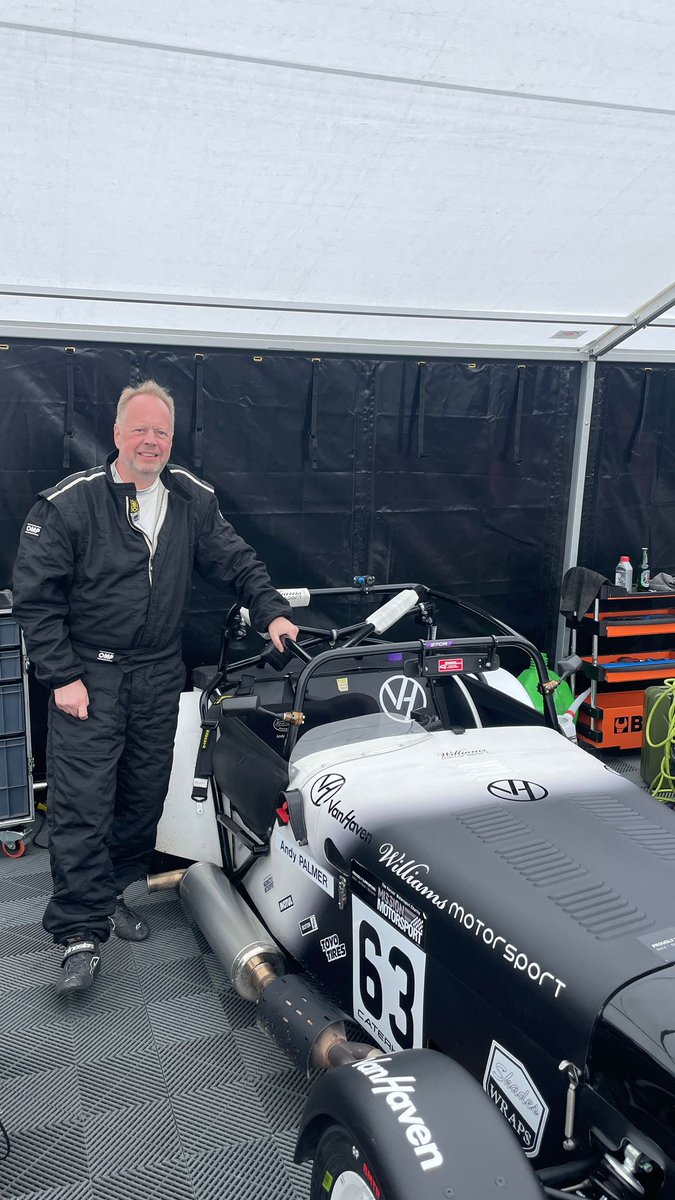 AndyatAuto's tweet photo. Today @krcircuit clockwise. Tomorrow letβs try it anti-clockwise π΅βπ«#VanHaven @caterhamcars https://t.co/uoc9LlgcOK