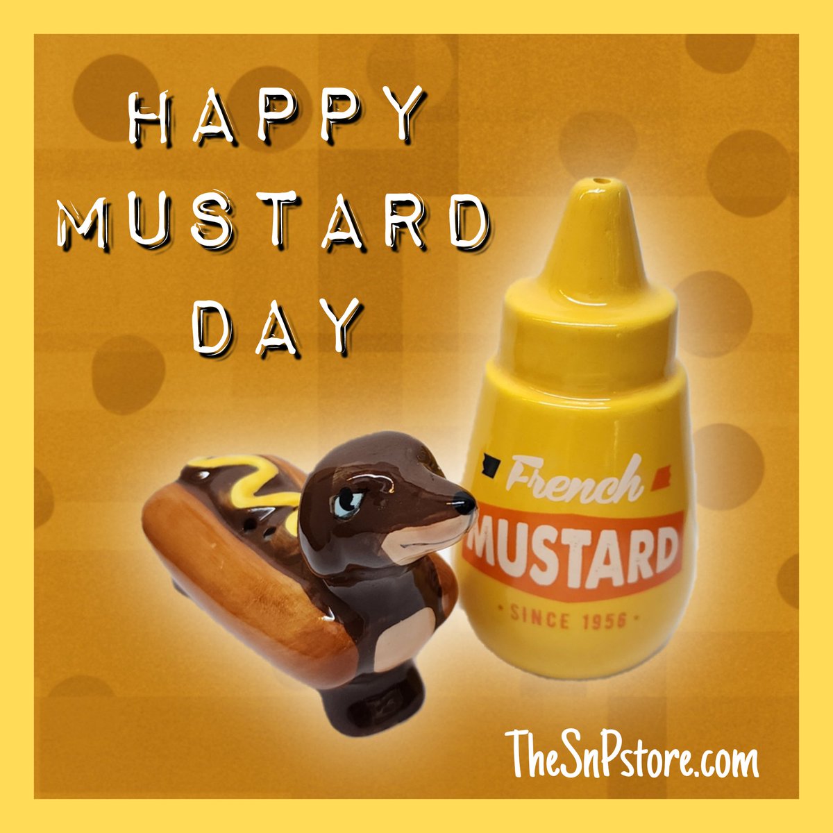snpmuseum's tweet photo. Happy Mustard Day
#MustardDay is celebrated on the 1st Saturday of Aug. 
❤ Love these shakers? 
You can buy them online at https://t.co/pKWb3n3Dt3 or at the Salt &amp; Pepper Shaker Museum in Gatlinburg, TN

Like 🌭 Comment 🌭 Follow 

Background 📸 by https://t.co/G2W7zXitKK https://t.co/V7JvojTWMO