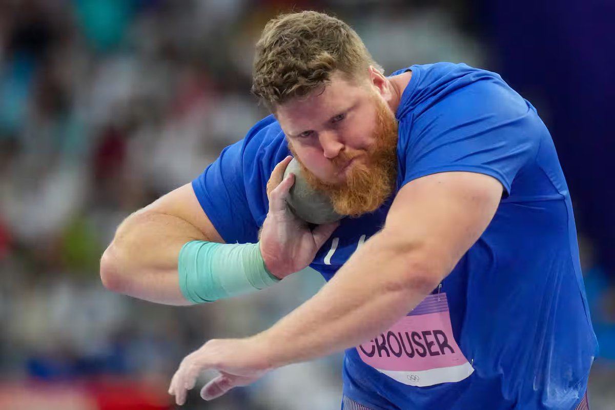 THREE TIMEEEEEE 🐐

Ryan Crouser becomes back-to-back-to-back Olympic Champion with a throw of 22.90m in Paris 🇺🇸