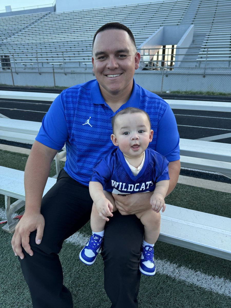 CoachFort_'s tweet image. Thankful to be a Lovington Wildcat!