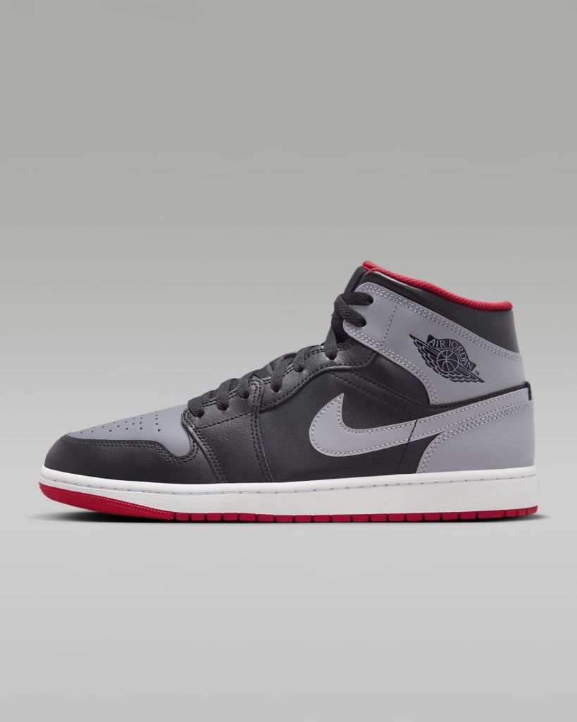 sneakersteal's tweet photo. STEAL💥 

Air Jordan 1 Mid ‘Black / Red / Cement Grey’ $61.47 Free Shipping https://t.co/Au94FbmxK6 https://t.co/uQpIgJqJjt